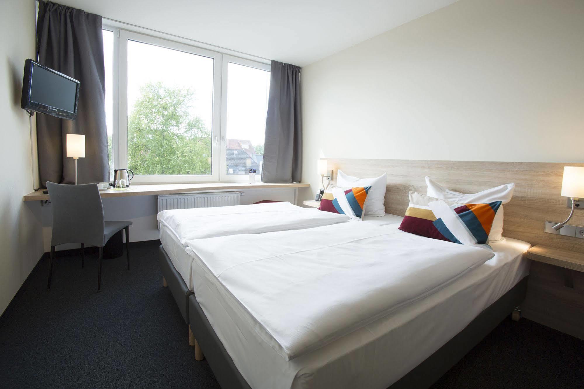 Atlantic Hotel Am Floetenkiel ブレーマーハーフェン エクステリア 写真